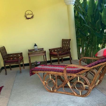 Baan Bettina Haus 1 Apartment Ban Chak Phai Luaran gambar