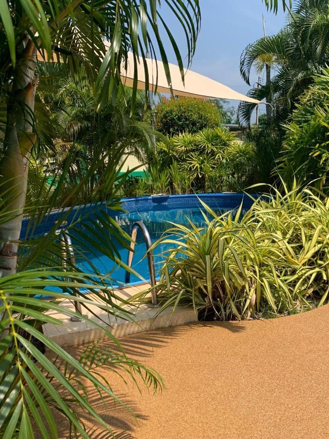 Baan Bettina Haus 1 Apartment Ban Chak Phai Luaran gambar